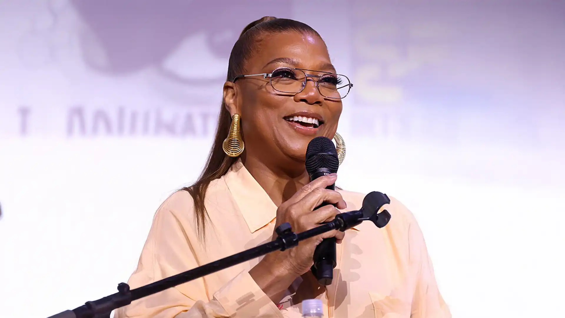 Ziua de naștere a lui Queen Latifah – povestea unei artiste care a schimbat industria muzicii și filmului