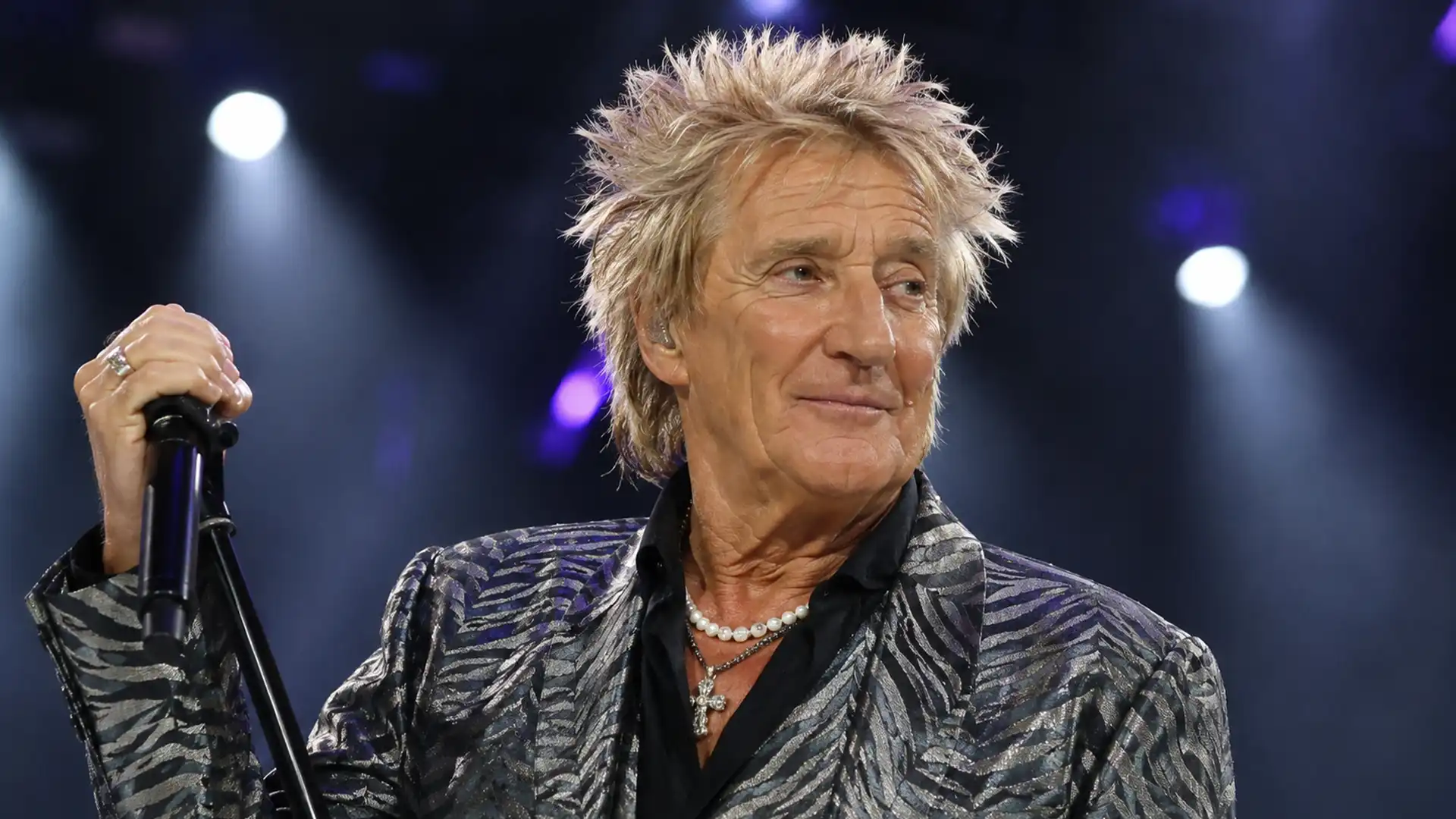 Rod Stewart își anulează concertele din SUA după o intervenție la inimă