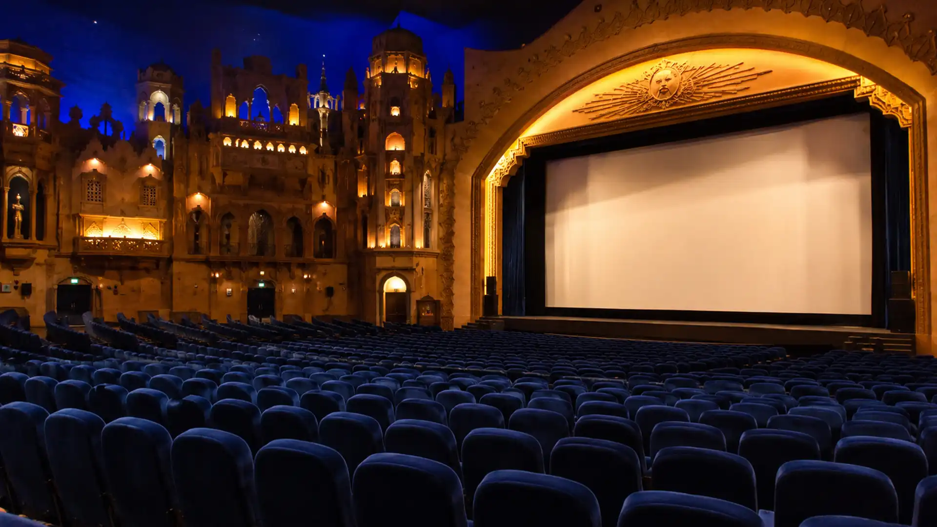 Cel mai mare cinematograf din lume își vinde scaunele cu până la 60 de euro