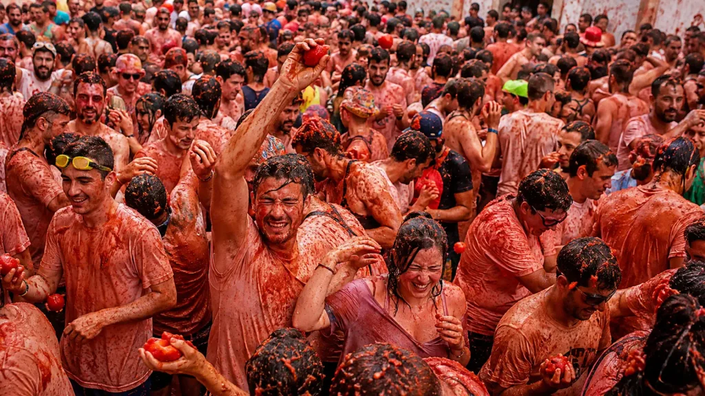 La Tomatina – Cel mai mare festival al roșiilor din lume